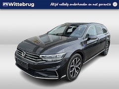 Volkswagen Passat Variant - 1.4 TSI PHEV GTE / AUTOMAAT/ HEAD-UP DISPLAY/ 3-ZONE CLIMA/ ADAPT. CRUISE/ STOEL-STUUR VER