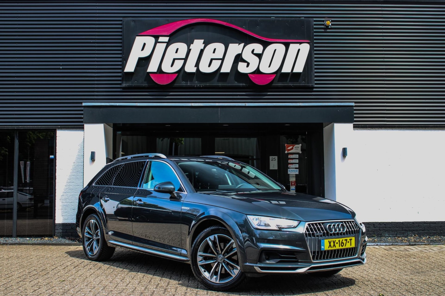Audi A4 allroad quattro - 2.0 TDI TREKHAAK ACC VIRTUAL XENON - AutoWereld.nl