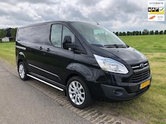 Ford Transit Custom - 270 2.2 TDCI L1H1 Limited Champions Edition