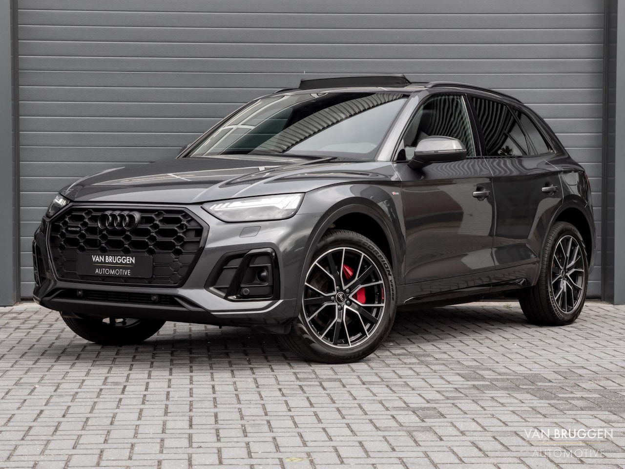 Audi Q5 - 50 TFSI e S-Line Pano Trekhaak Camera BTW ACC Sfeer CarPlay - AutoWereld.nl
