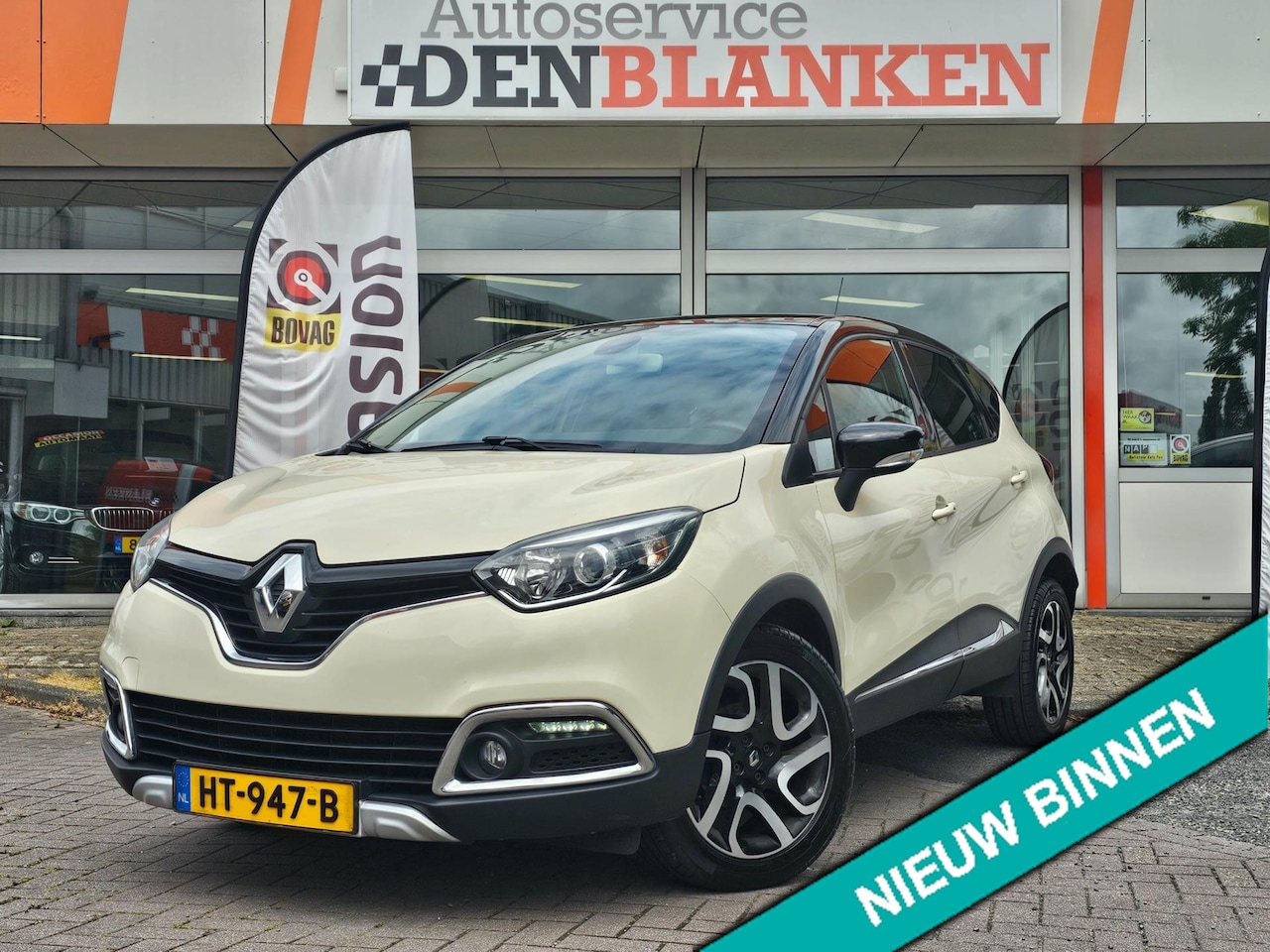 Renault Captur - 0.9 TCe Xmod BJ.2016 / Navi / Leer / Camera / Pdc / R-Link / 17"Lmv !! - AutoWereld.nl
