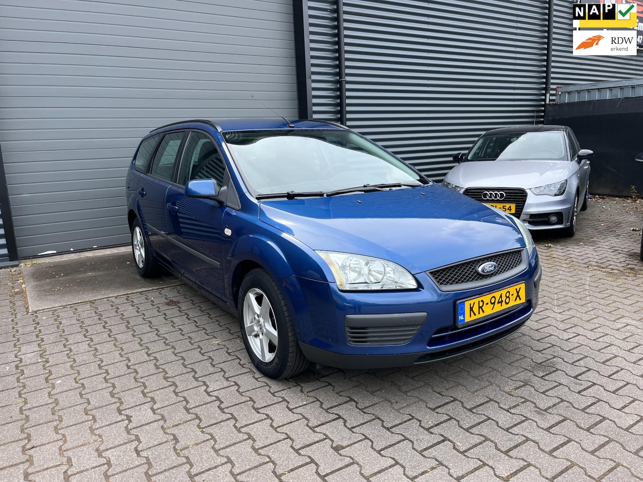 Ford Focus Wagon - 1.8-16V Ambiente Flexifuel AIRCO/CRUISE CONTROL - AutoWereld.nl