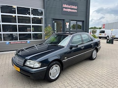 Mercedes-Benz C-klasse - 180 Benzine Youngtimer