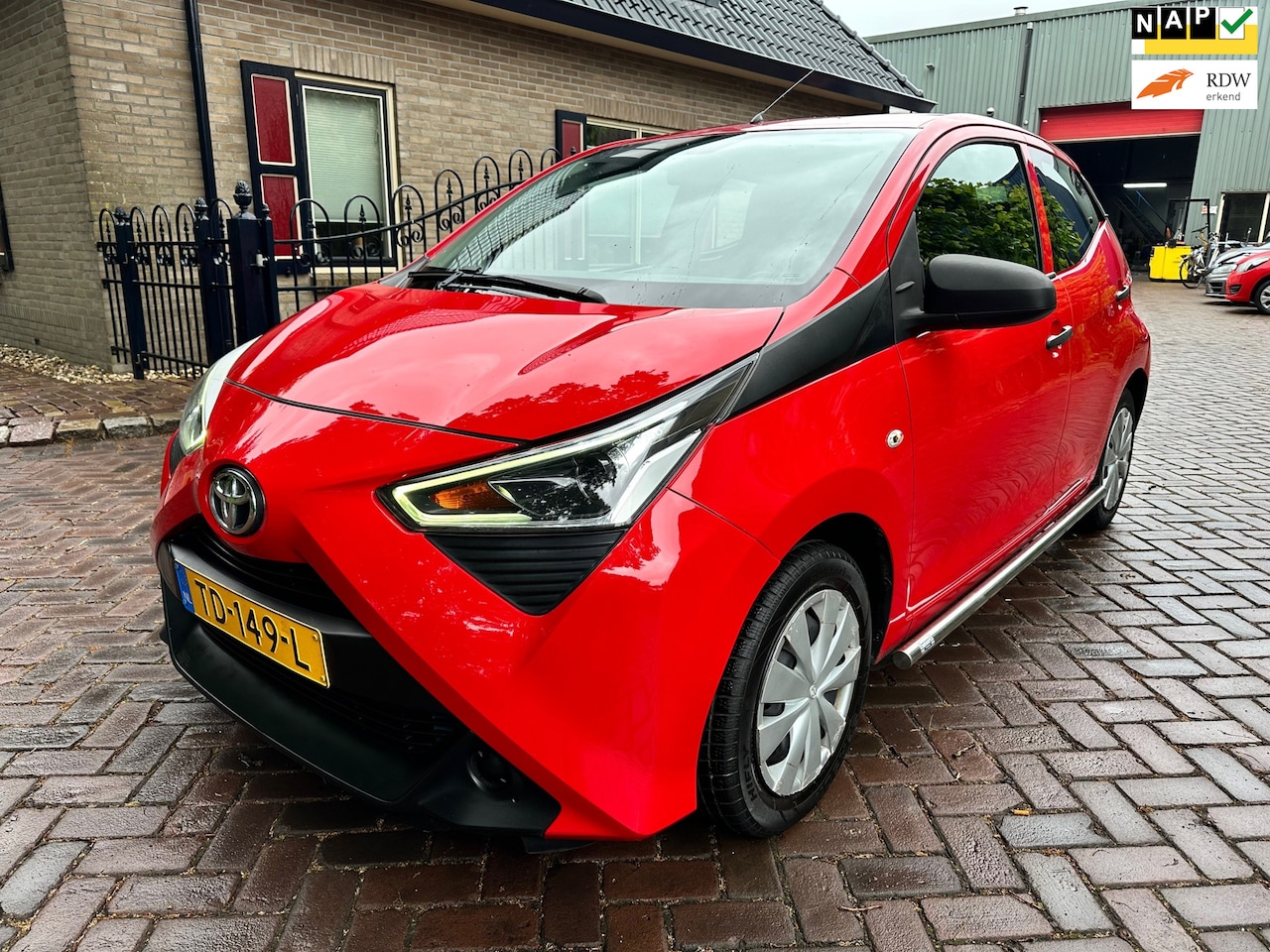 Toyota Aygo - 1.0 VVT-i x-fun 1.0 VVT-i x-fun - AutoWereld.nl