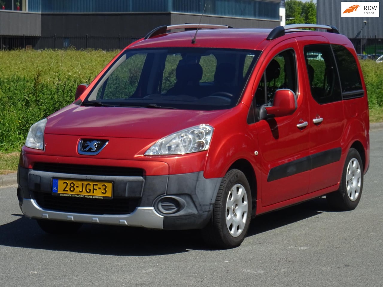Peugeot Partner Tepee - 1.6 XT BJ2009 NAP/2XSCHUIFDEUR/APK 26 - AutoWereld.nl
