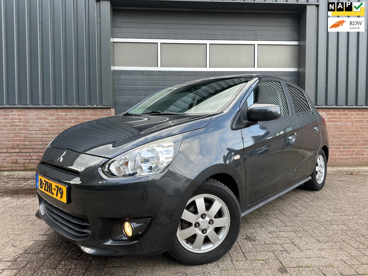 Mitsubishi Space Star - 1.0 Bright 71 PK / Climate control / All-season banden / Compleet onderhoud - AutoWereld.nl
