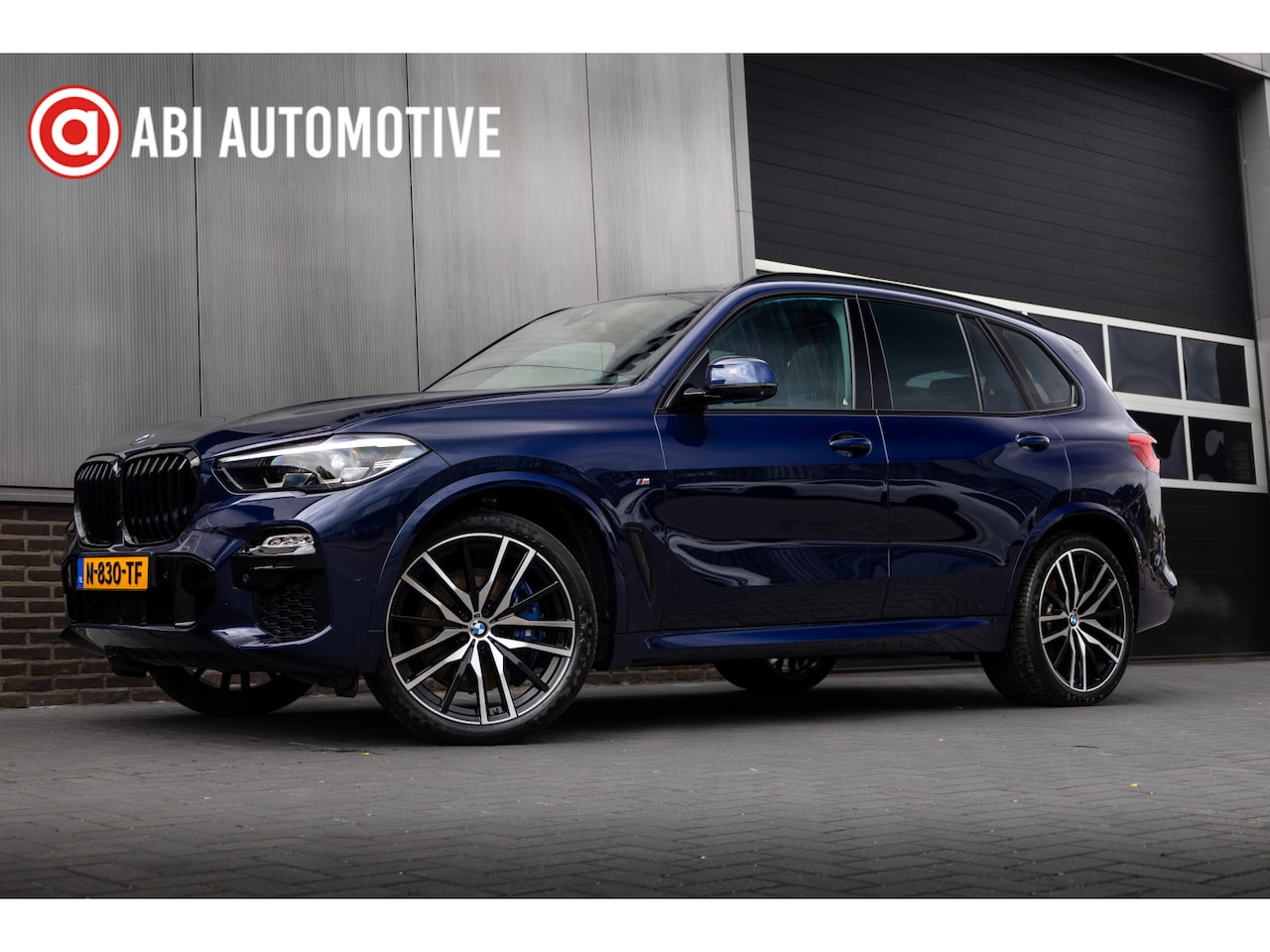 BMW X5 - xDrive40i 340 pk High Executive M-Sportpakket / Pano-Dak/ H&K-Sound/ Comfort-Stoelen/ Stoe - AutoWereld.nl