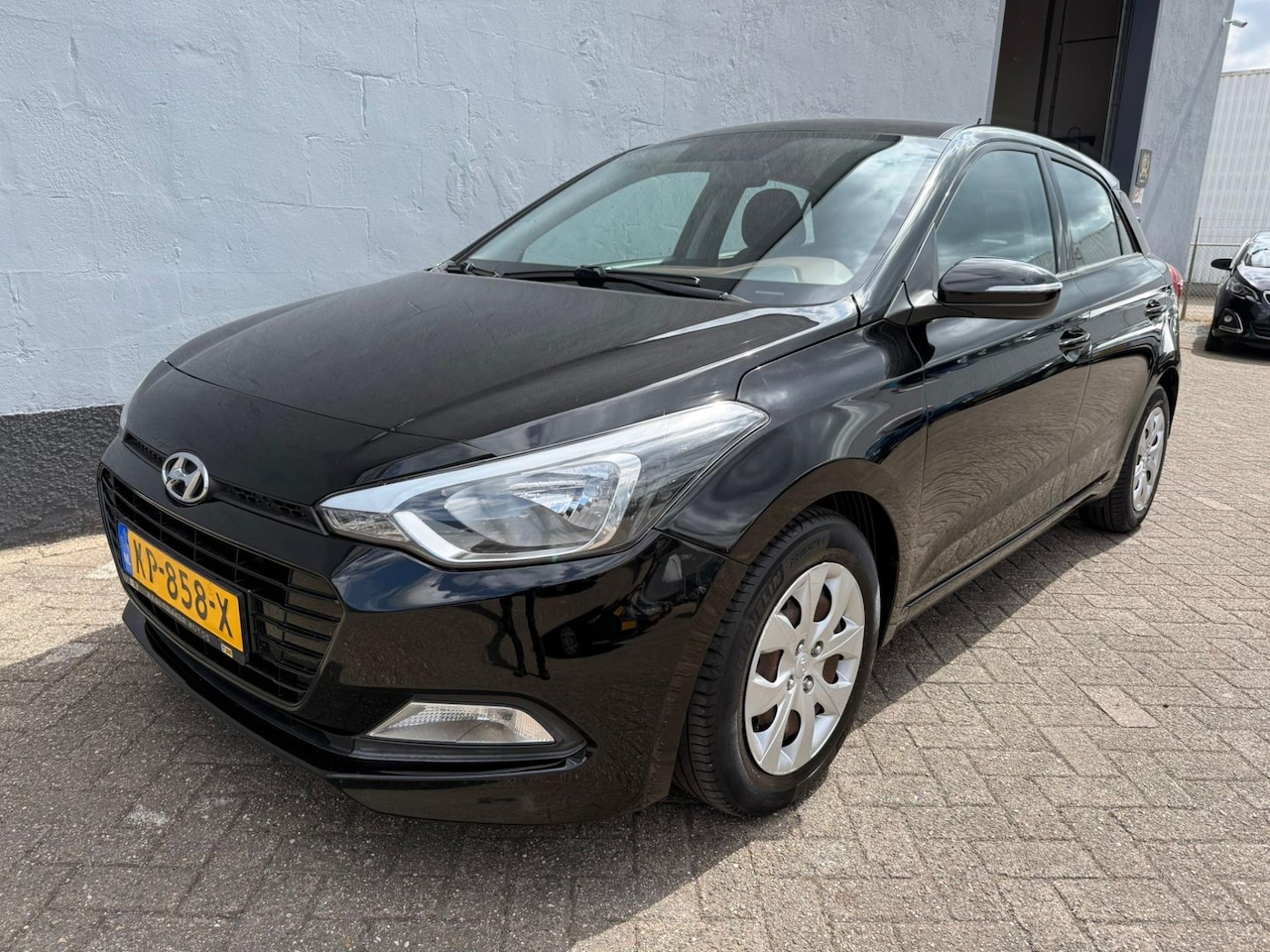Hyundai i20 - 1.0 T-GDI i-Drive Cool 1.0 T-GDI i-Drive Cool 5-Deurs - Airco - AutoWereld.nl