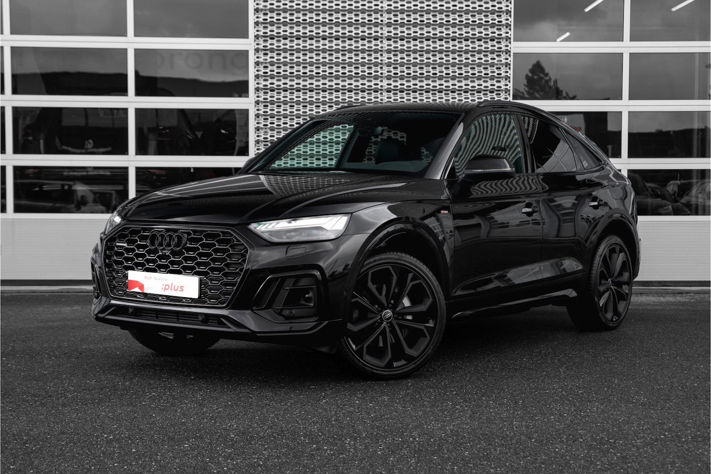 Audi Q5 Sportback - 55 TFSI e S edition Competition | Adaptive Cruise | Dodehoeksensor | 360 Camera | 21" | Tr - AutoWereld.nl
