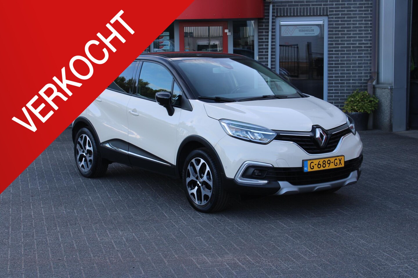 Renault Captur - 1.3 TCe Intens Clima/Navi/Trekhaak!! - AutoWereld.nl