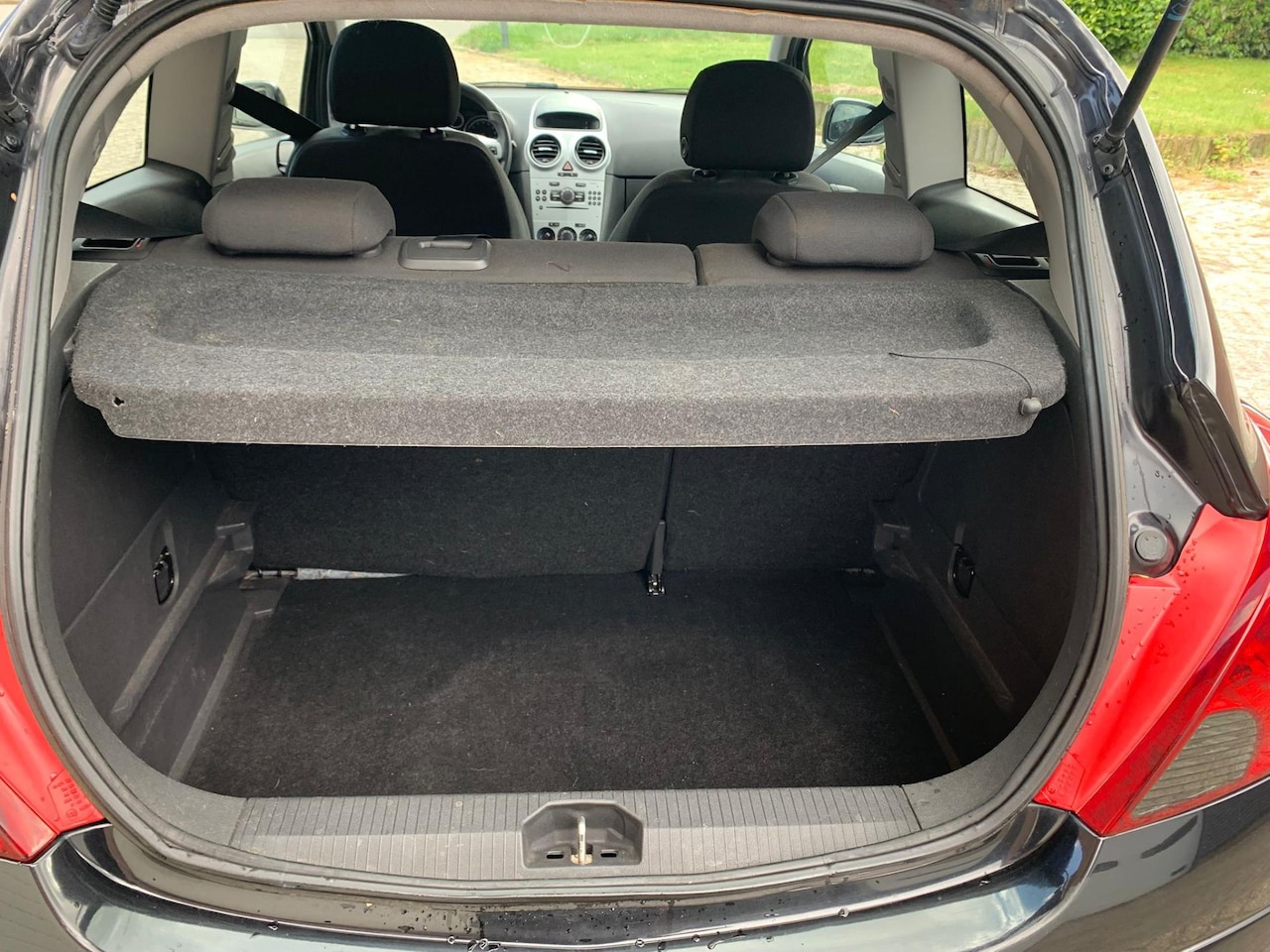 Opel Corsa - 1.4-16V Enjoy 1.4-16V Enjoy - AutoWereld.nl