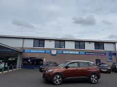 Peugeot 3008 - 1.2 PureTech 96kw | Executive | Navi