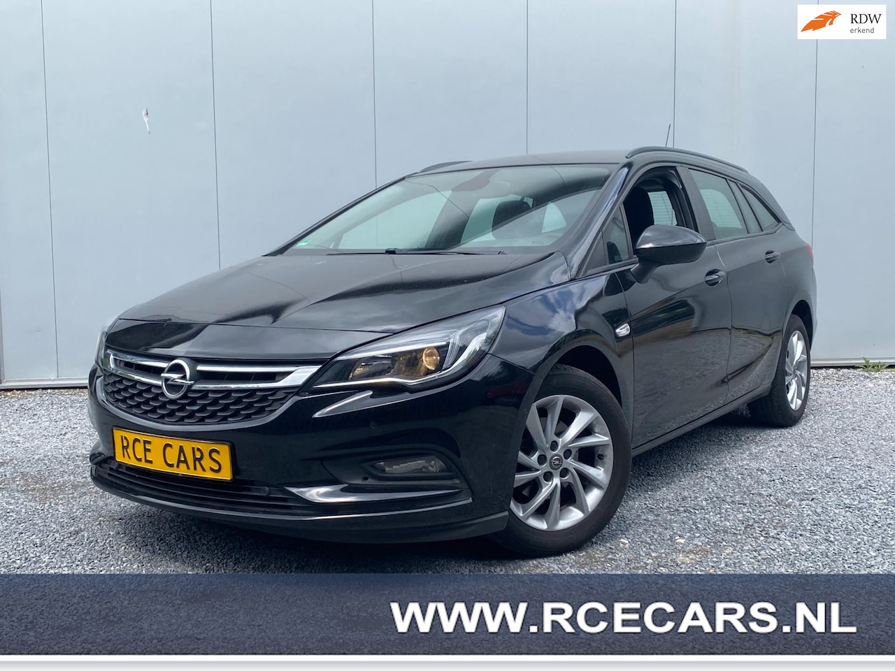 Opel Astra Sports Tourer - 1.4 Business Executive |Xeenon|Stoel-Stuurverw|Clima|Cruise|PDC|AFN Trekhaak - AutoWereld.nl