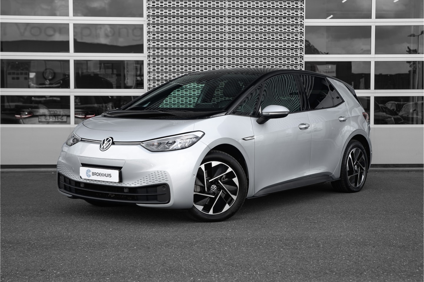 Volkswagen ID.3 - Pro Edition Advantage 58 kWh | 18" LMV | Carplay | Achteruitrijcamera | Winterpakket - AutoWereld.nl