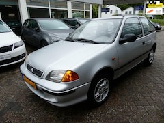 Suzuki Swift - 1.0 3-deurs 49.000km NAP Zuinig APK Mei 2026
