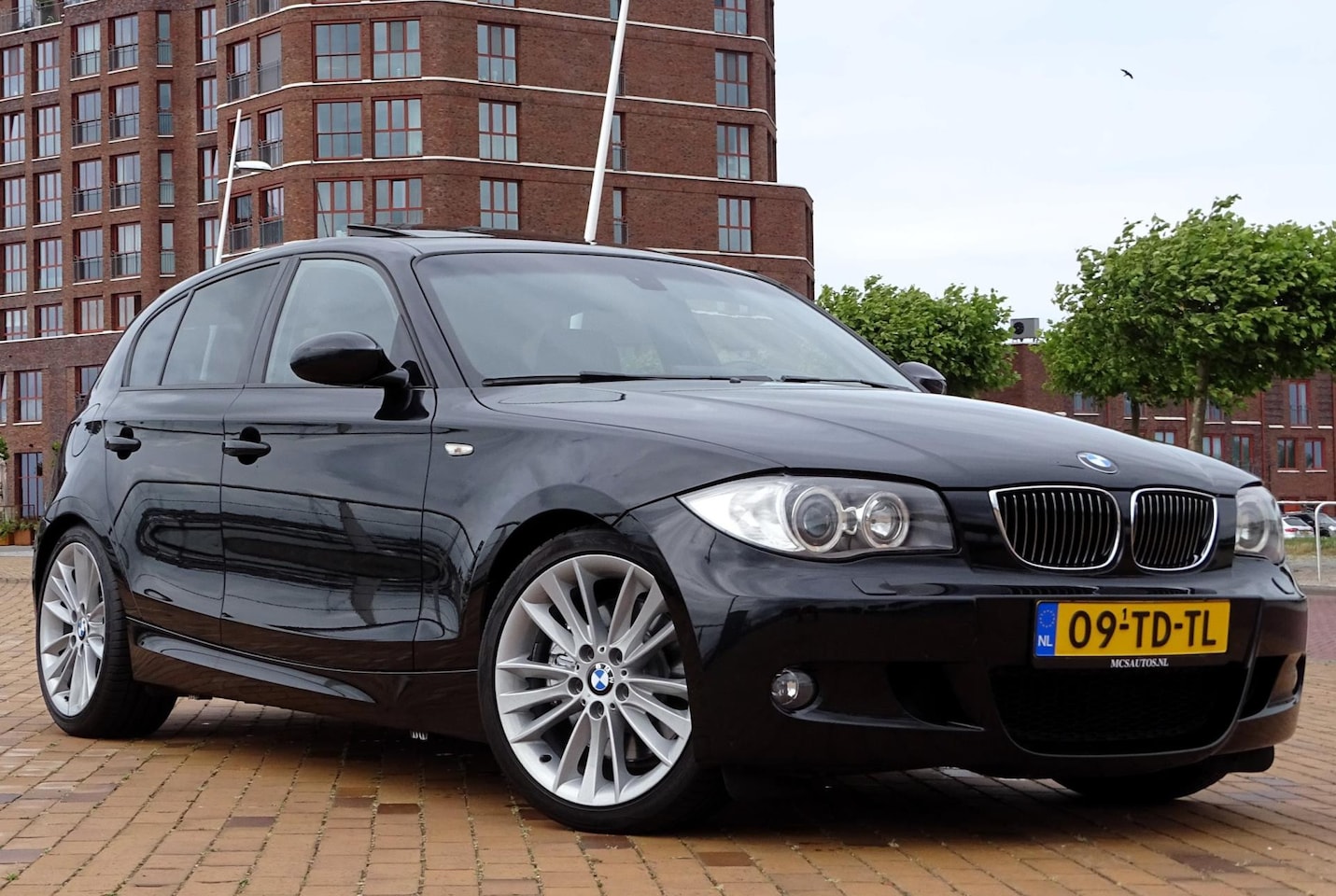 BMW 1-serie - 130i Cup 136159km! NL auto full options topstaat! - AutoWereld.nl