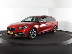 Seat Leon Sportstourer - 1.5 eTSI FR Parelmoer kleur / 12mnd garantie / Sfeer / Apple Carplay / Afn. Trekhaak