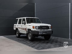 Toyota Land Cruiser - GRJ76 E