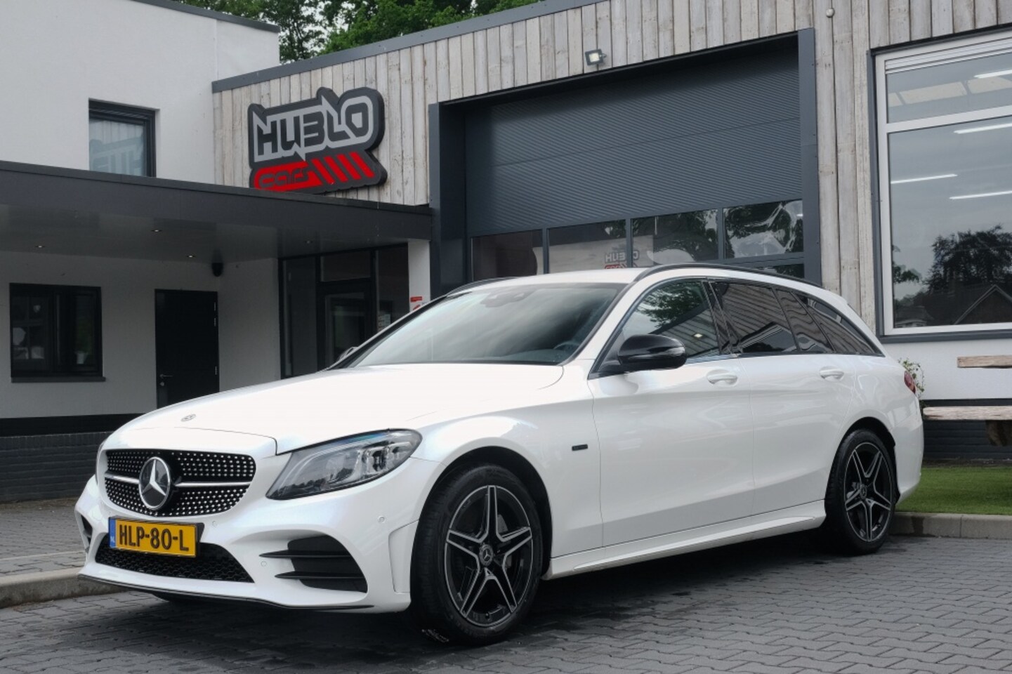 Mercedes-Benz C-klasse Estate - 300 e AMG Line 300 e AMG-Line, Laserlight, Sfeerverlichting. - AutoWereld.nl