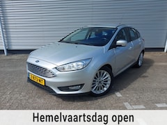 Ford Focus - 1.0 Titanium Edition, airco, stoelverwarming, voorruit verwarmd,