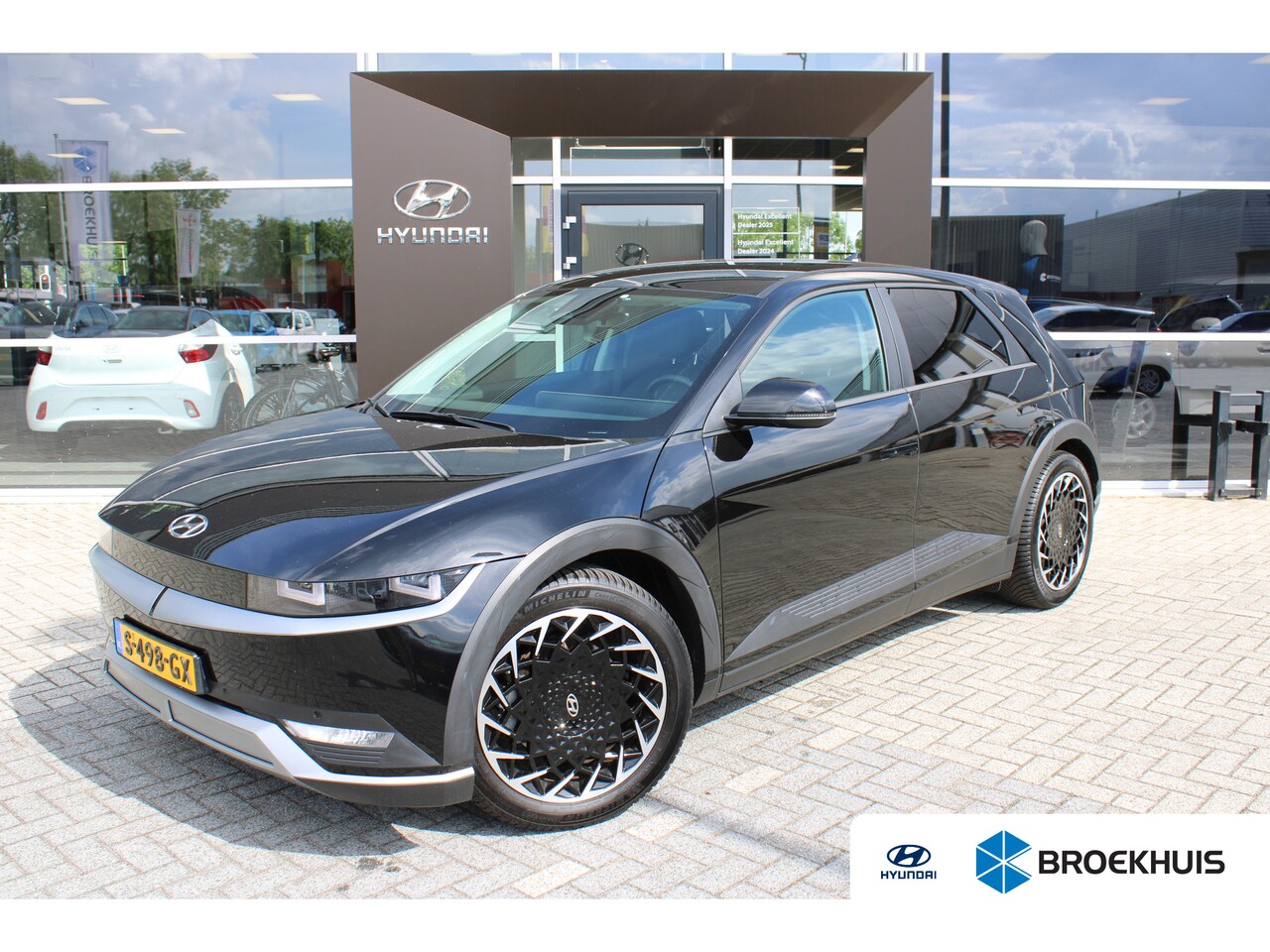 Hyundai IONIQ 5 - Connect 58 kWh | Navigatie | LED verlichting | 20 Inch Lichmetalen velgen | 20 Inch Wielse - AutoWereld.nl