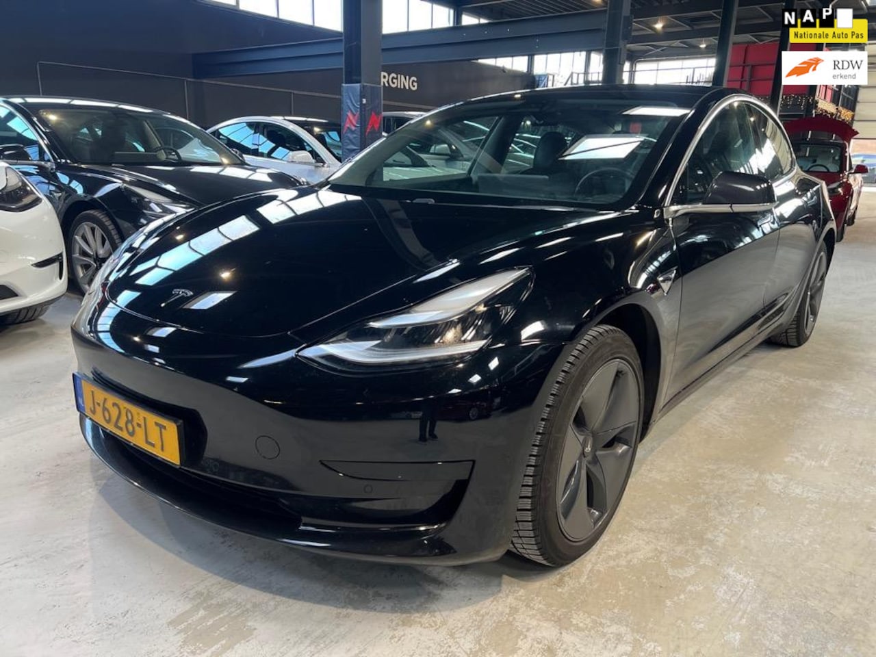 Tesla Model 3 - Standard RWD Plus 60 kWh - AutoWereld.nl