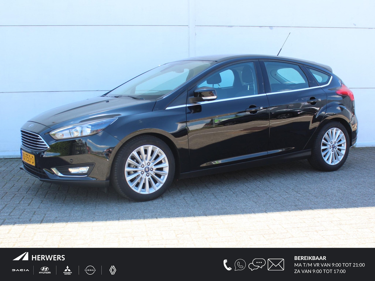Ford Focus - 1.0 Titanium / Trekhaak Afneembaar (1000 KG) / Navigatie + Apple Carplay/Android Auto / Cr - AutoWereld.nl
