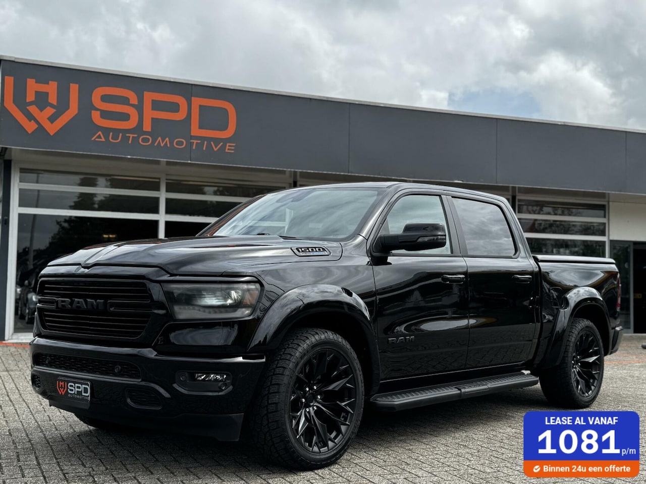 Dodge Ram 1500 - 4X4 5.7 V8 4x4 CrewCab Laramie|22"|LPG|Alpine - AutoWereld.nl