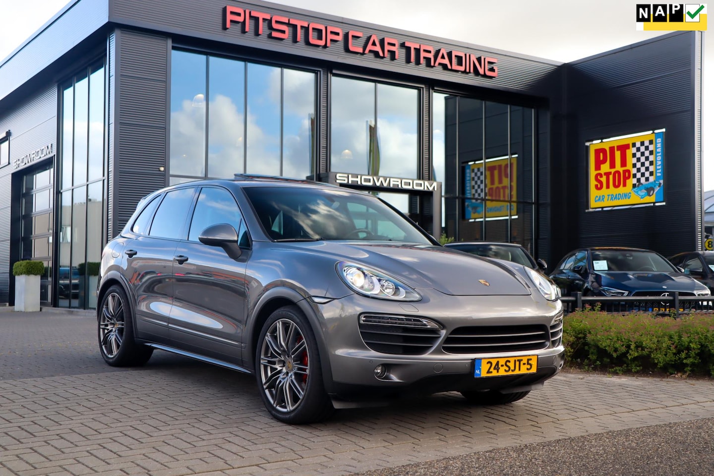 Porsche Cayenne - 4.8 S 4.8 S, 400 PK, Youngtimer, Pano, Burmester, Full! - AutoWereld.nl