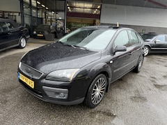 Ford Focus - 1.6-16V First Ed
