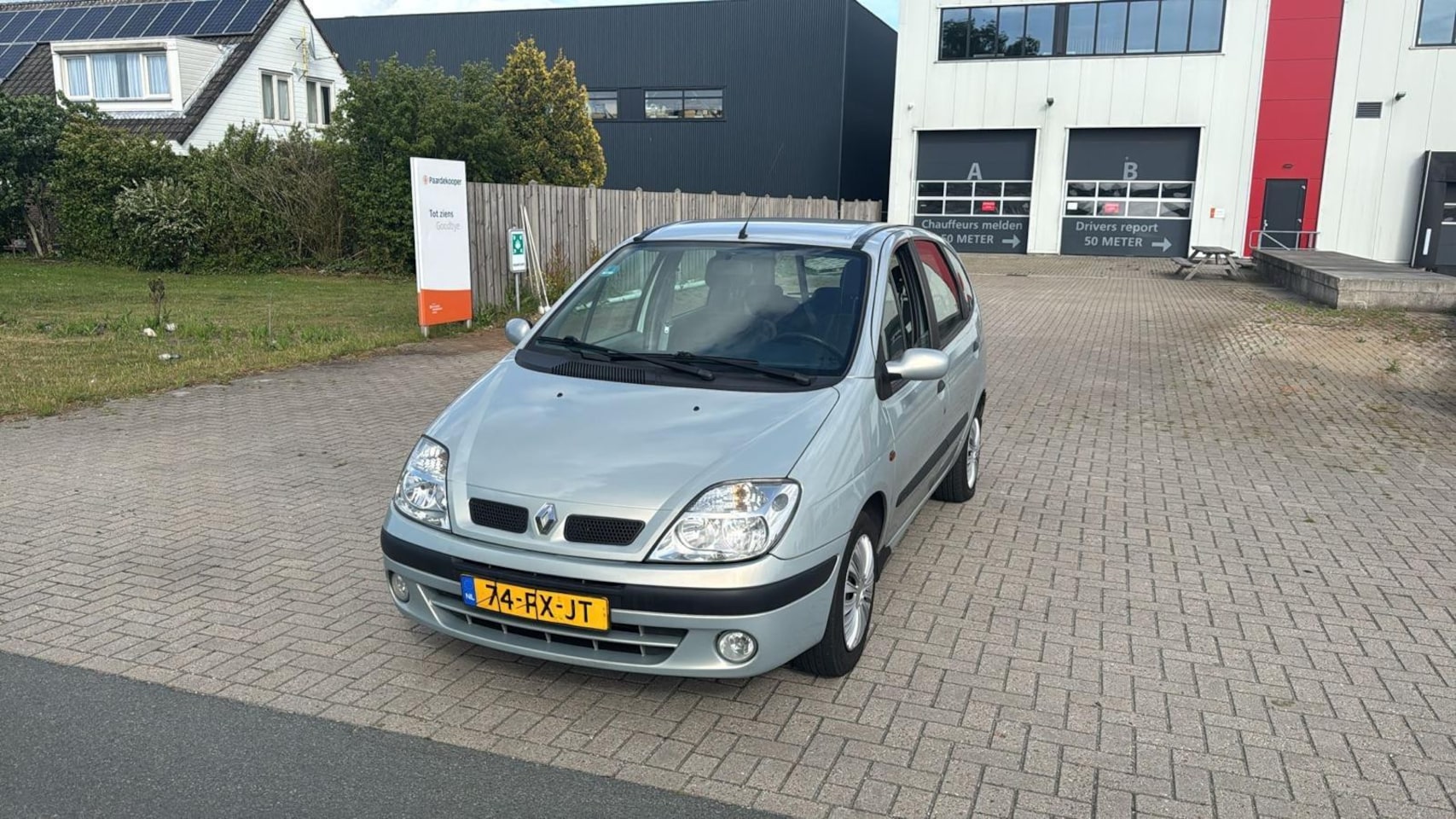 Renault Scénic - 1.6-16V RXE AUTOMAAT 156.000 NAP NW APK GRIJS 2000 - AutoWereld.nl