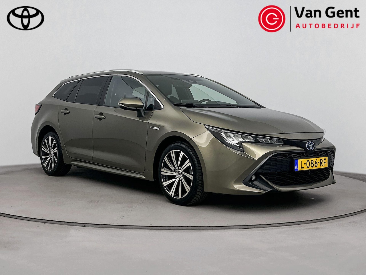 Toyota Corolla Touring Sports - 1.8 Hybrid Dynamic | Stoelverwarming | Keyless | 17 inch | Adaptive Cruise | Clima | Camer - AutoWereld.nl