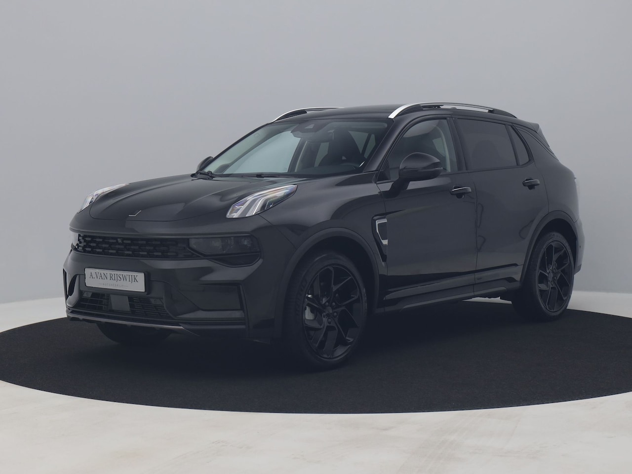 Lynk & Co 01 - 1.5 Plug-in Hybrid | 360° | BLACK | VOL LEDER - AutoWereld.nl