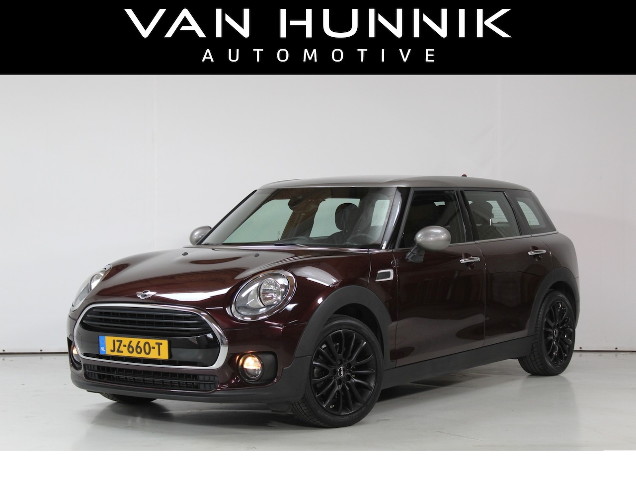 MINI Clubman - Mini 1.5 Cooper Pepper Business Automaat | Keyless - AutoWereld.nl