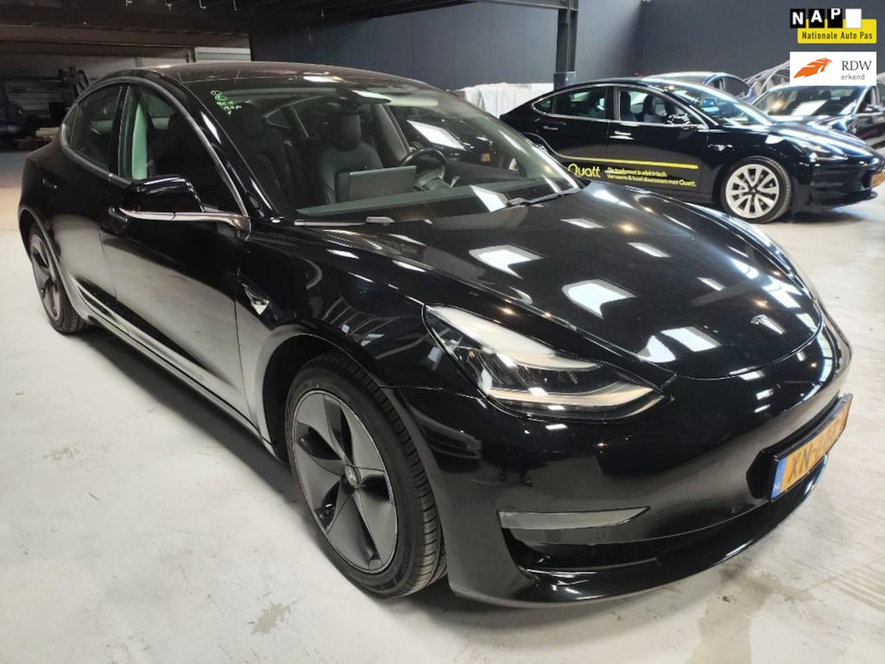 Tesla Model 3 - Long Range RWD Long Range AWD 75 kWh Autopilot Panoramadak - AutoWereld.nl