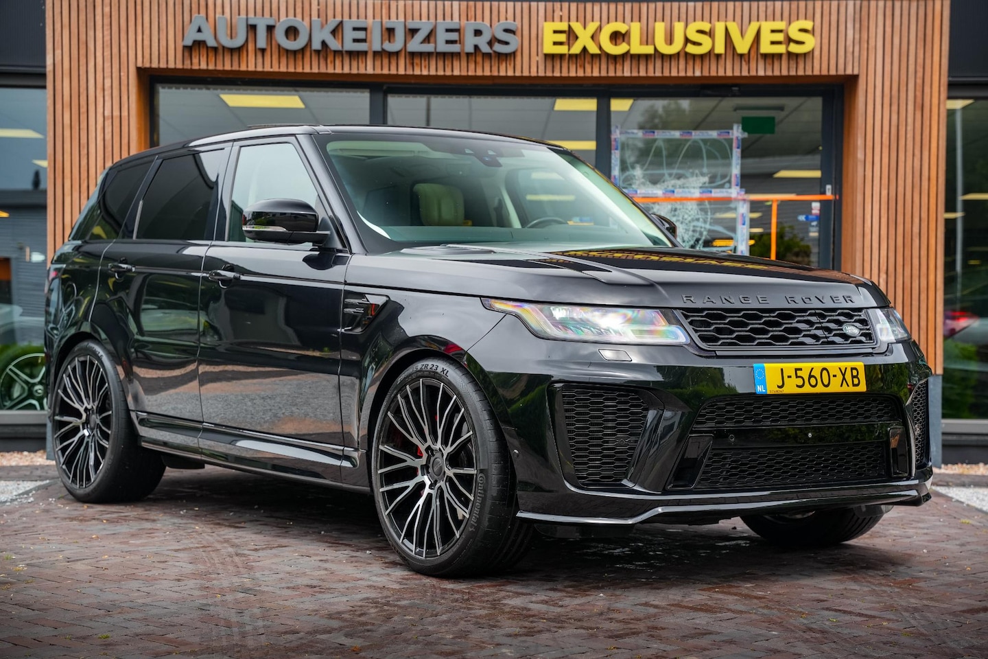 Land Rover Range Rover Sport - 2.0 P400e HSE Dynamic SVR Panoramadak Matrix LED Meridian DAB+ Keyless 360Cam 23''LM - AutoWereld.nl