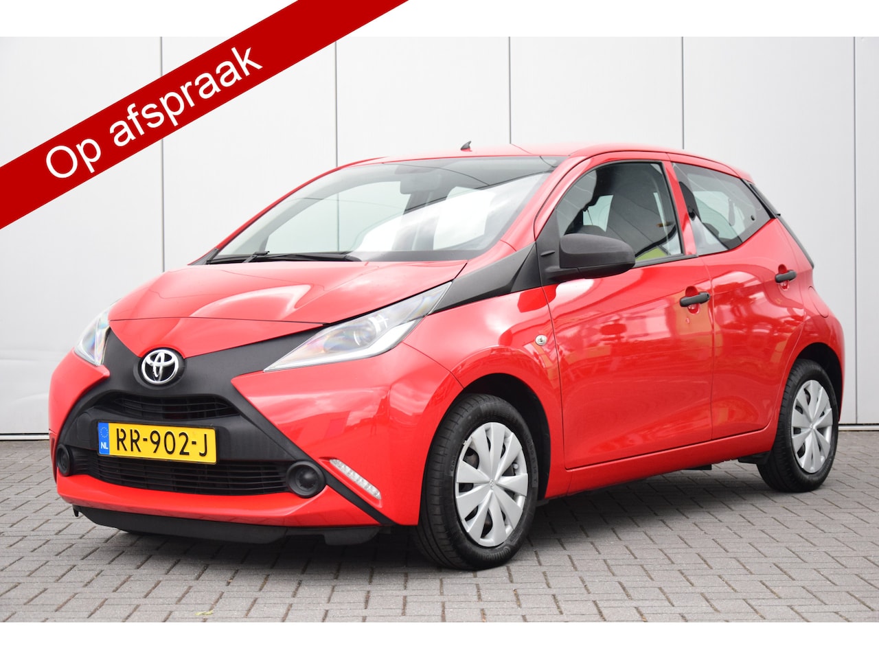 Toyota Aygo - 1.0 VVT-i x-fun Airco Audio/Bluetooth - AutoWereld.nl