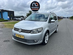 Volkswagen Touran Cross - 2010 * 1.6 TDI * LMV * AIRCO * NAV * PDC * 6 Bak