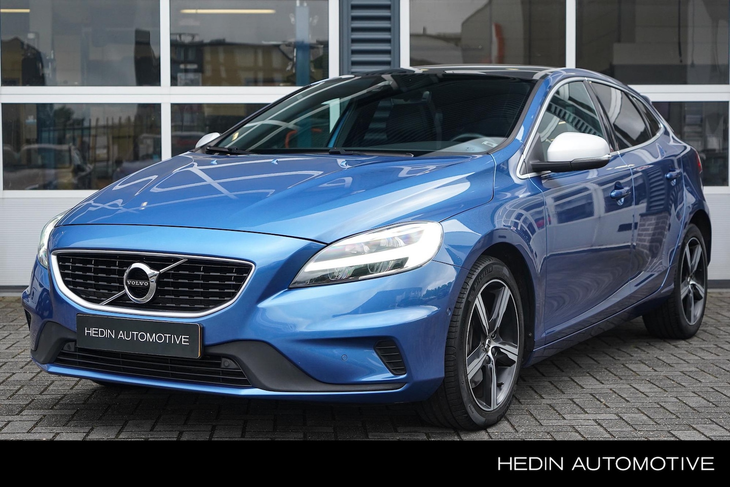 Volvo V40 - 1.5 T3 Polar+ Sport - AutoWereld.nl