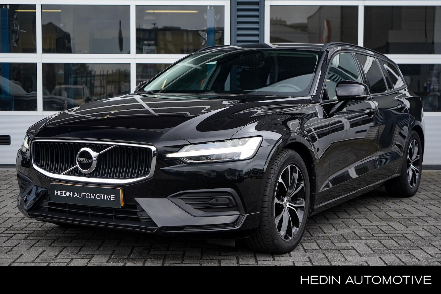 Volvo V60 - 2.0 B3 Momentum 2.0 B3 Momentum - AutoWereld.nl