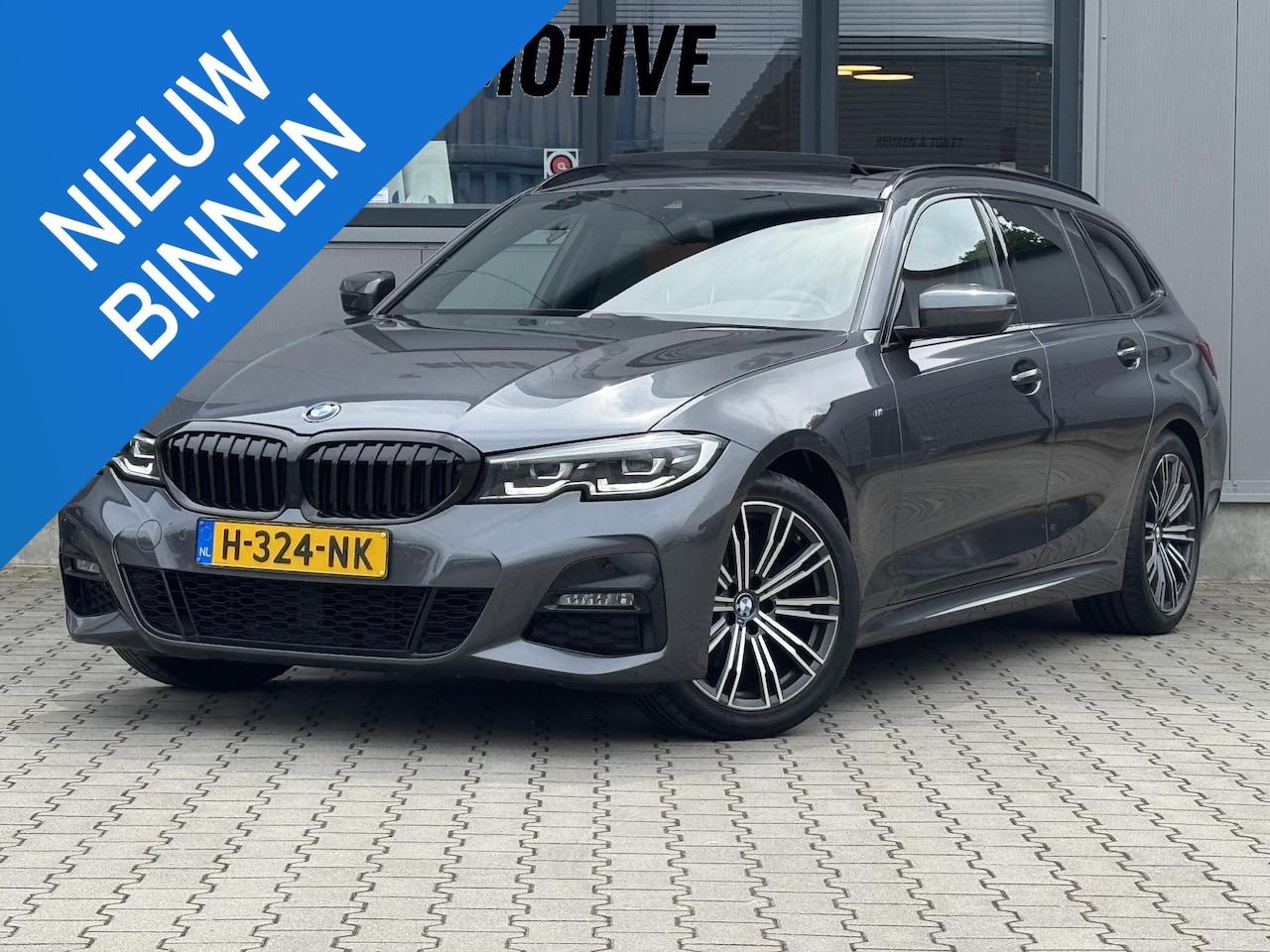 BMW 3-serie Touring - 320i High Executive Edition 320i High Executive Edition - AutoWereld.nl