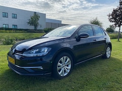 Volkswagen Golf - 2017 *1.6 TDI Comfortline * LED * LMV * NAVI * PDC