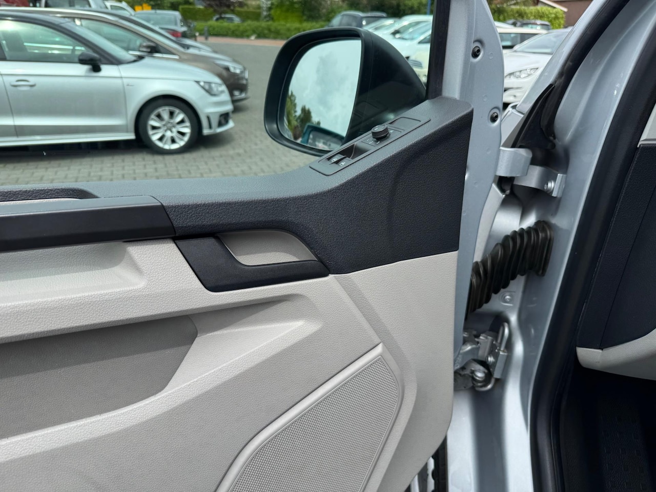 Volkswagen Transporter - 2.0 TDI L1H1 Highline Bj 2018 eerste eigenaar weinig kilometers - AutoWereld.nl