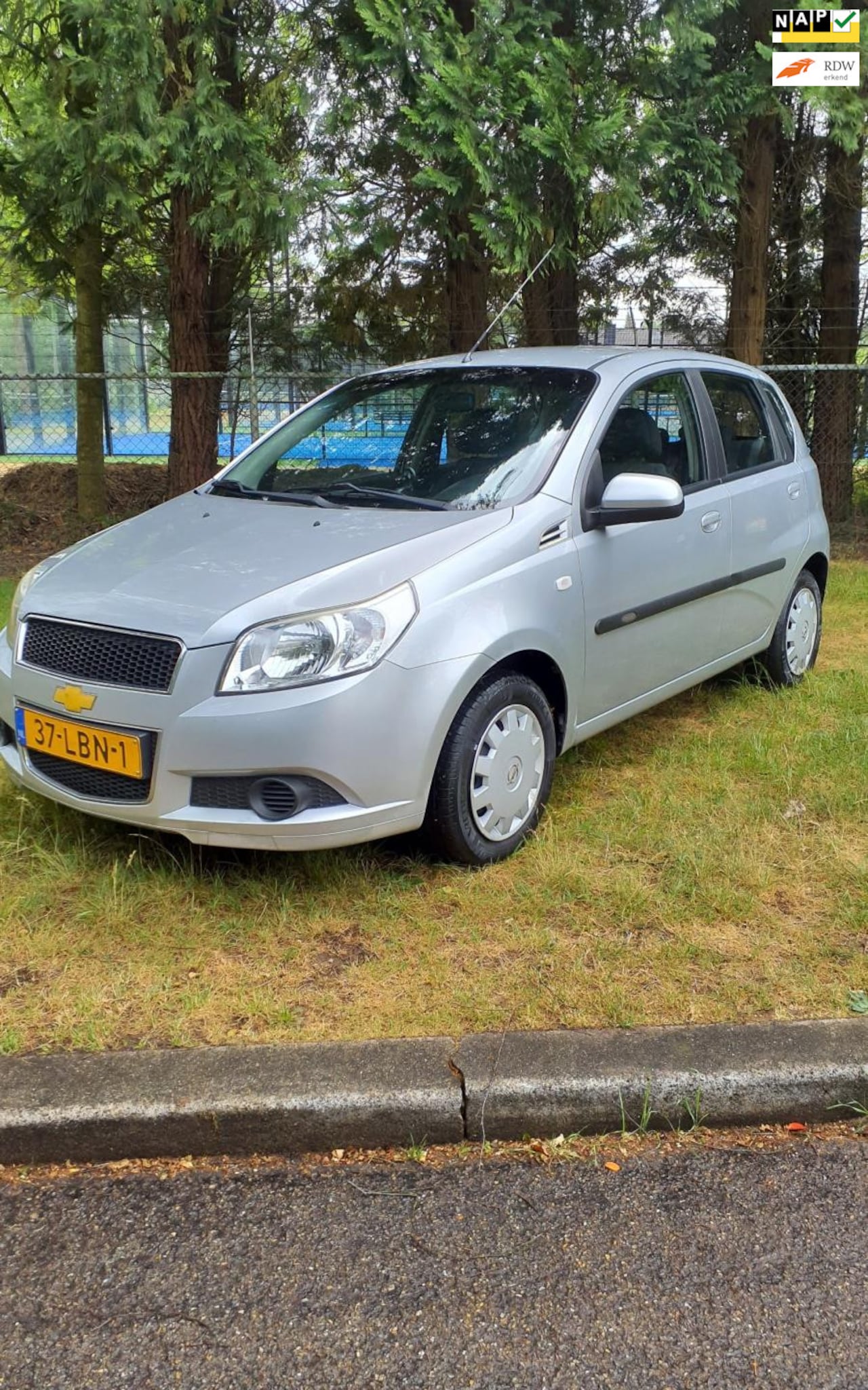 Chevrolet Aveo - 1.2 16V 5 deurs , Airco , nieuwe apk - AutoWereld.nl