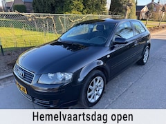 Audi A3 - 1.6 Attraction Airco Cruise Lm velgen