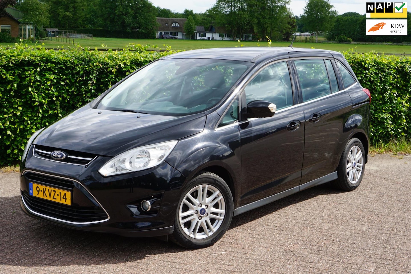 Ford Grand C-Max - 1.0 Titanium|2e Eigenaar|Dealeronderhouden - AutoWereld.nl