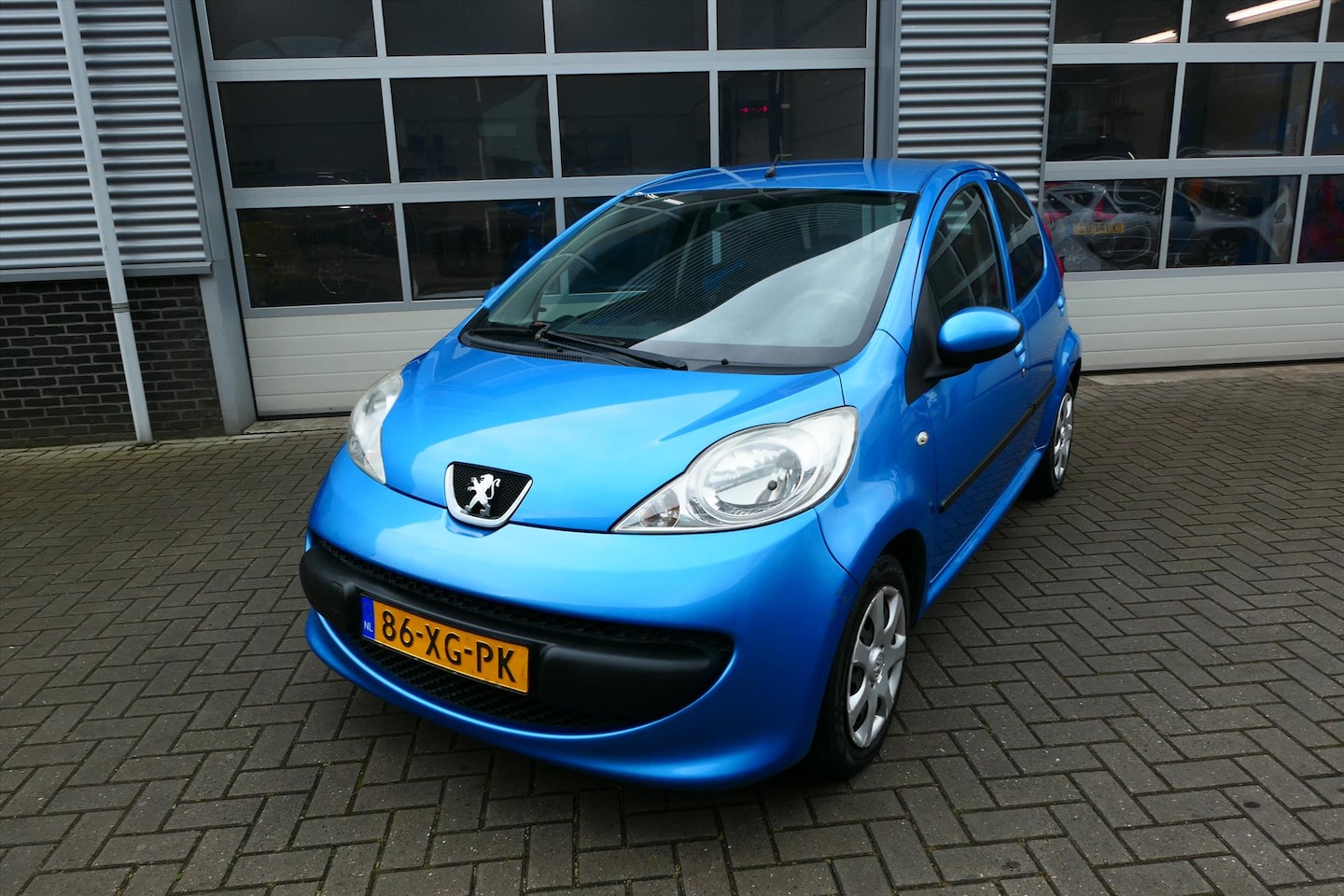 Peugeot 107 - 1.0 12V 68PK 5D XS - AutoWereld.nl