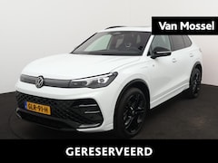Volkswagen Tiguan - 1.5 eHybrid R-Line | 272 PK | Plug-IN Hybrid | Automaat | Panorama Schuif/Kanteldak | Park
