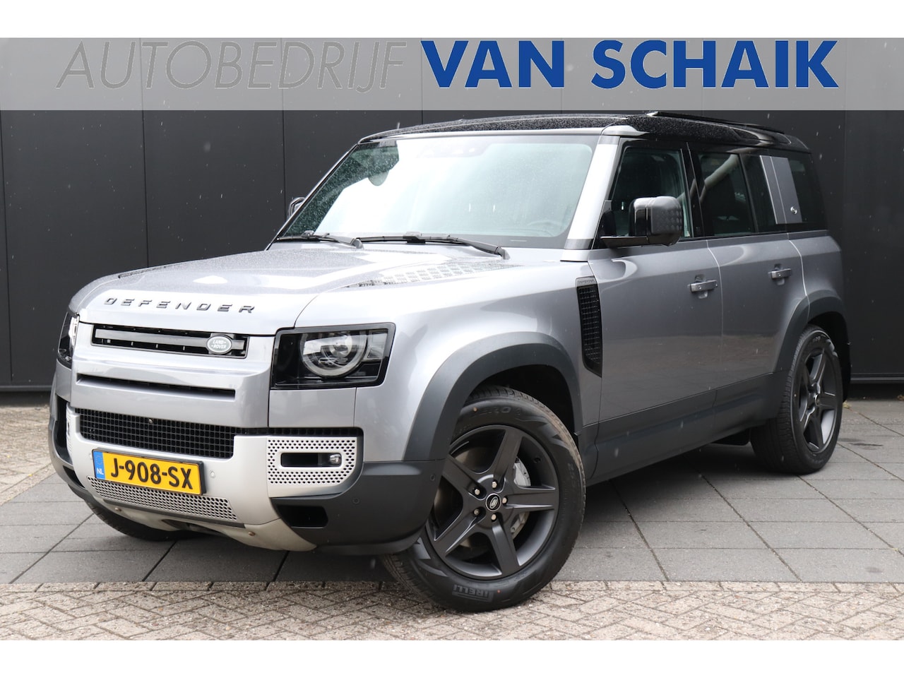 Land Rover Defender 110 - 3.0 P400 110 X Dynamic HSE | PANO-DAK | LEDER | LMV | NAVIGATIE - AutoWereld.nl