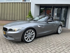 BMW Z4 Roadster - sDrive35i Executive 306 pk Automaat | Bi-Xenon | Leder | Stoelverwarming | Adaptief onders